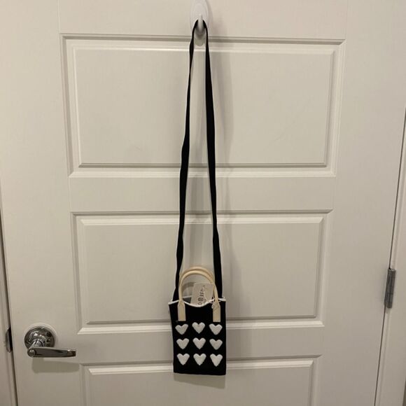 Knitted Mini Open Cross Body Bag/Cell Phone Bag. Hearts Design. Black/White - Picture 2 of 8